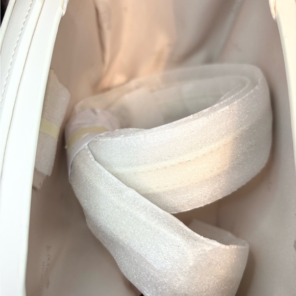 Kate Spade Rare Pink and White Camper Crossbody Bag - Picture 10 of 11